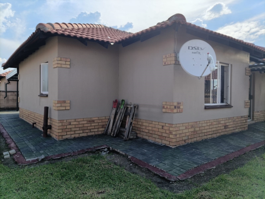 3 Bedroom Property for Sale in Waterkloof North West
